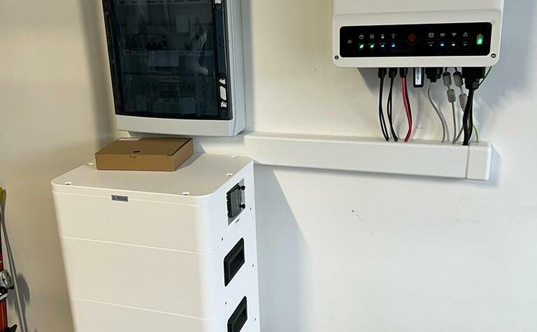Reference: Solární elektrárna instalovaná ve Vyžlovce ve Středočeském kraji 