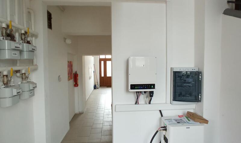 Reference: Solární elektrárna montovaná na sedlovou střechu - Měšín