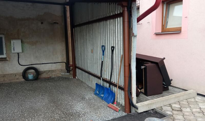 Reference: Solární elektrárna montovaná na sedlovou střechu - Měšín