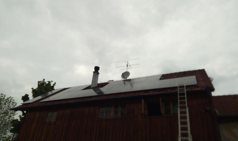 Reference: Solární elektrárna na míru montována v Českém Krumlově 