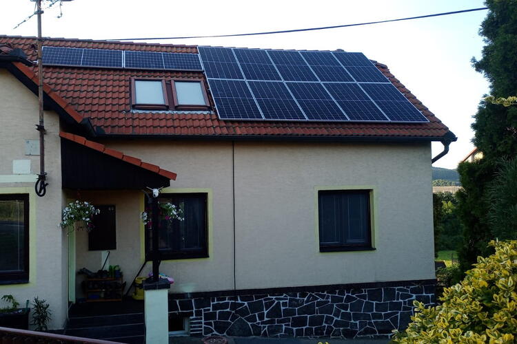 Reference: Fotovoltaika na klíč Bavoryně 