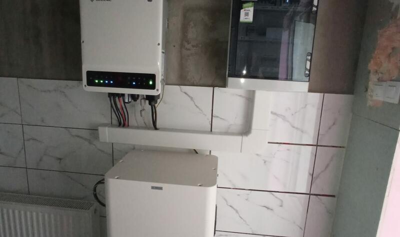 Reference: Solární elektrárna na míru s bateriovým úložištěm - Třebařov