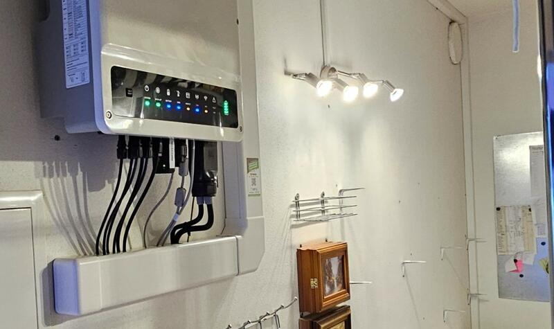 Reference: Fotovoltaické panely instalované na sedlovou střechu v Dobré Vodě u Českých Budějovic