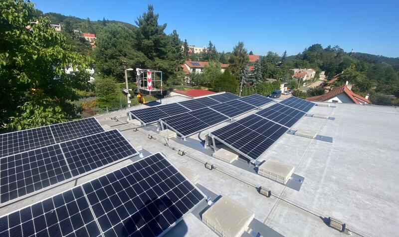 Reference: Solární elektrárna s bateriovým systémem instalovaná v Libčicích nad Vltavou