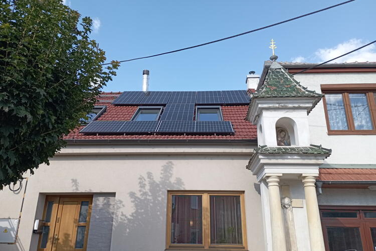 Reference: Fotovoltaika na klíč Újezd u Brna 