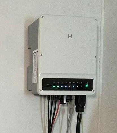 Reference: Solární elektrárna s využitím bateriového systému - Mikulášovice 