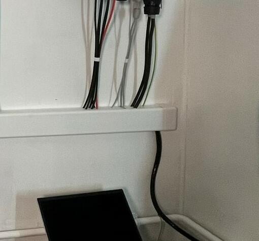 Reference: Solární elektrárna s využitím bateriového systému - Mikulášovice 