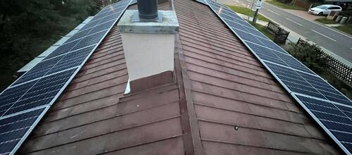 Reference Solární elektrárna s bateriemi a Wallboxem instalovaná ve Vrchlabí