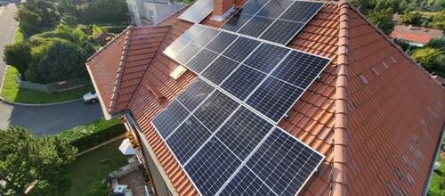 Reference Solární elektrárna s možností ukládání vyrobené energie do baterií - Chodov