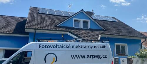 Reference Solární elektrárna s možností ukládání vyrobené energie do baterií instalovaná v Ratenicích