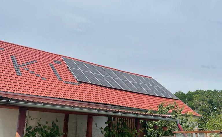 Reference: Fotovoltaická elektrárna s baterií a DoubleBoxem - Libějovice-Černěves 